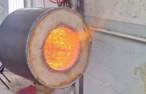 سر مشعل الیاف فلزی استوانه ای در حال احتراق تشعشعی